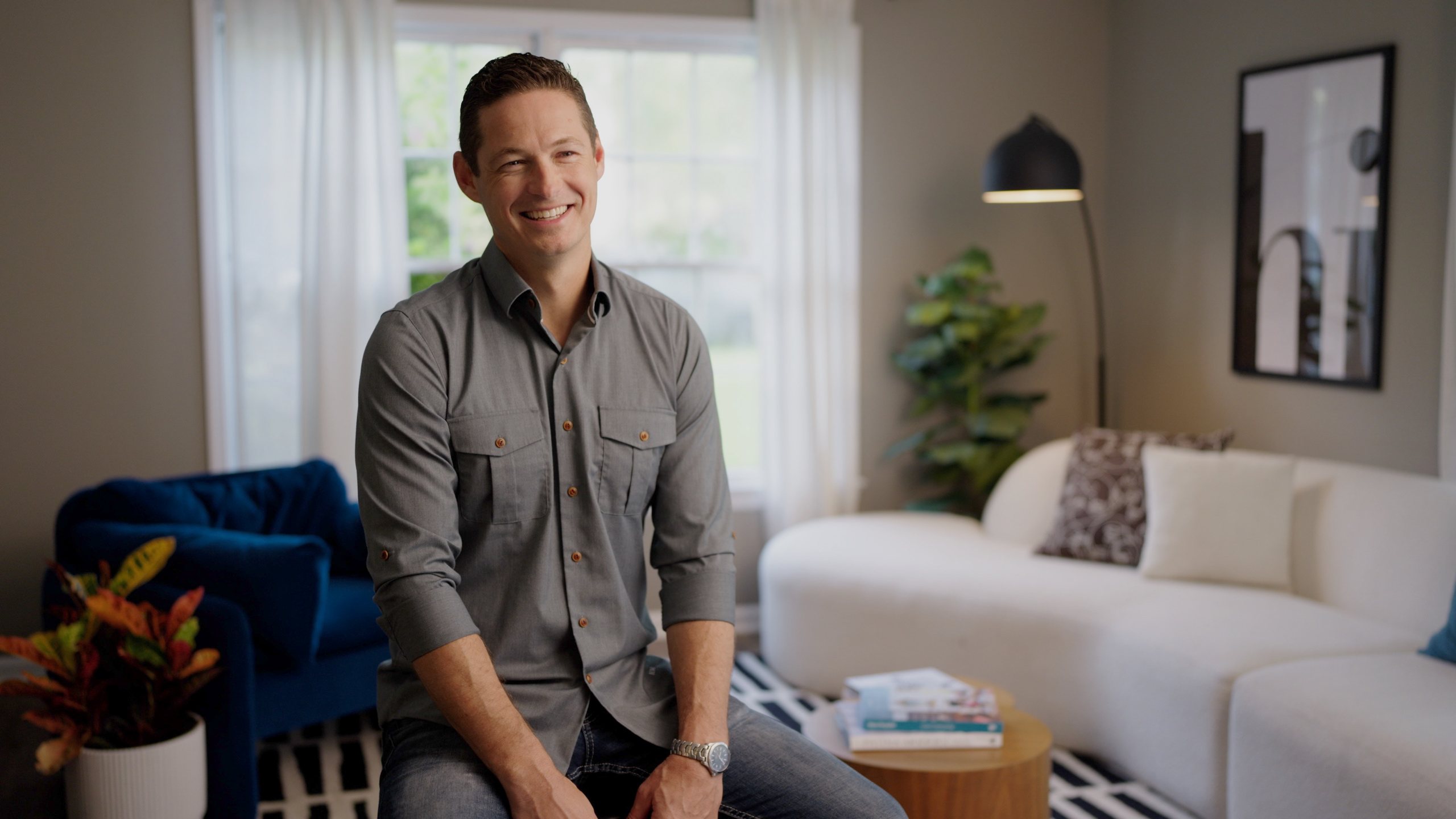 Interviews & Corporate, frame 18 by Reese Reissig